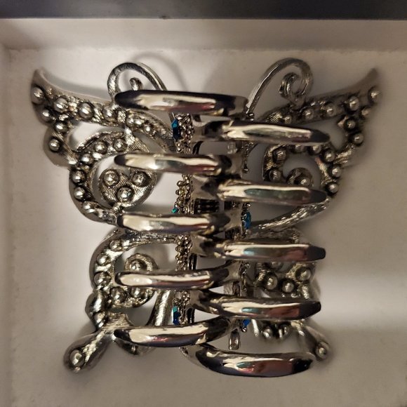 Metal Rhinestone Butterfly Hair Clip - New - Picture 4 of 4